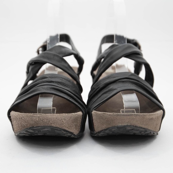 & Other Stories Black and Tan Sandals - Picture 3 of 11